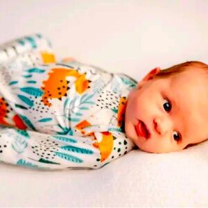 Baby Knotted Gown